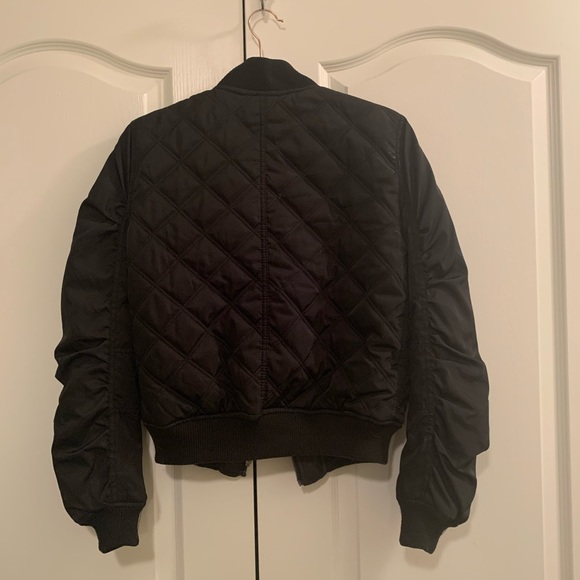 Cute bomber jacket!!!! - Picture 2 of 2